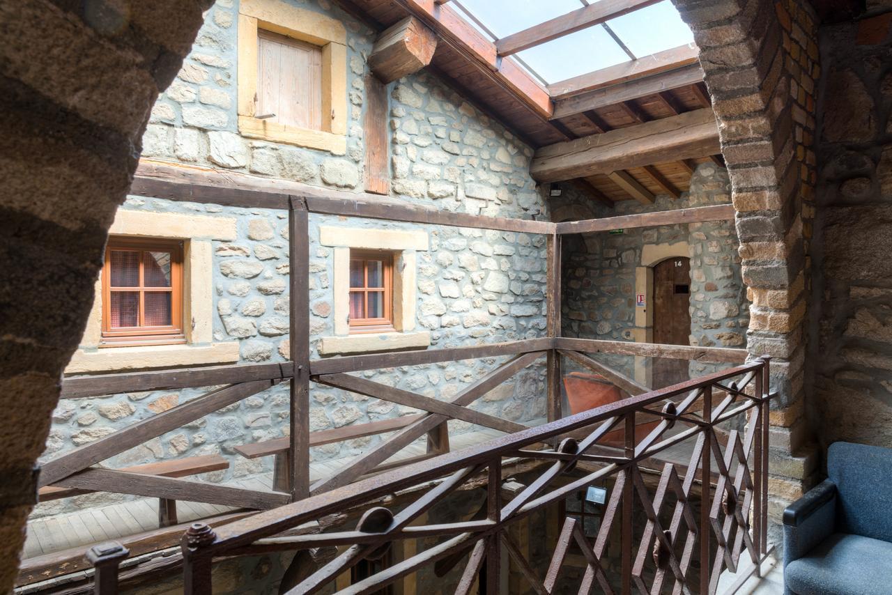 蒙塔基监狱住宿加早餐旅馆 Montagny  外观 照片